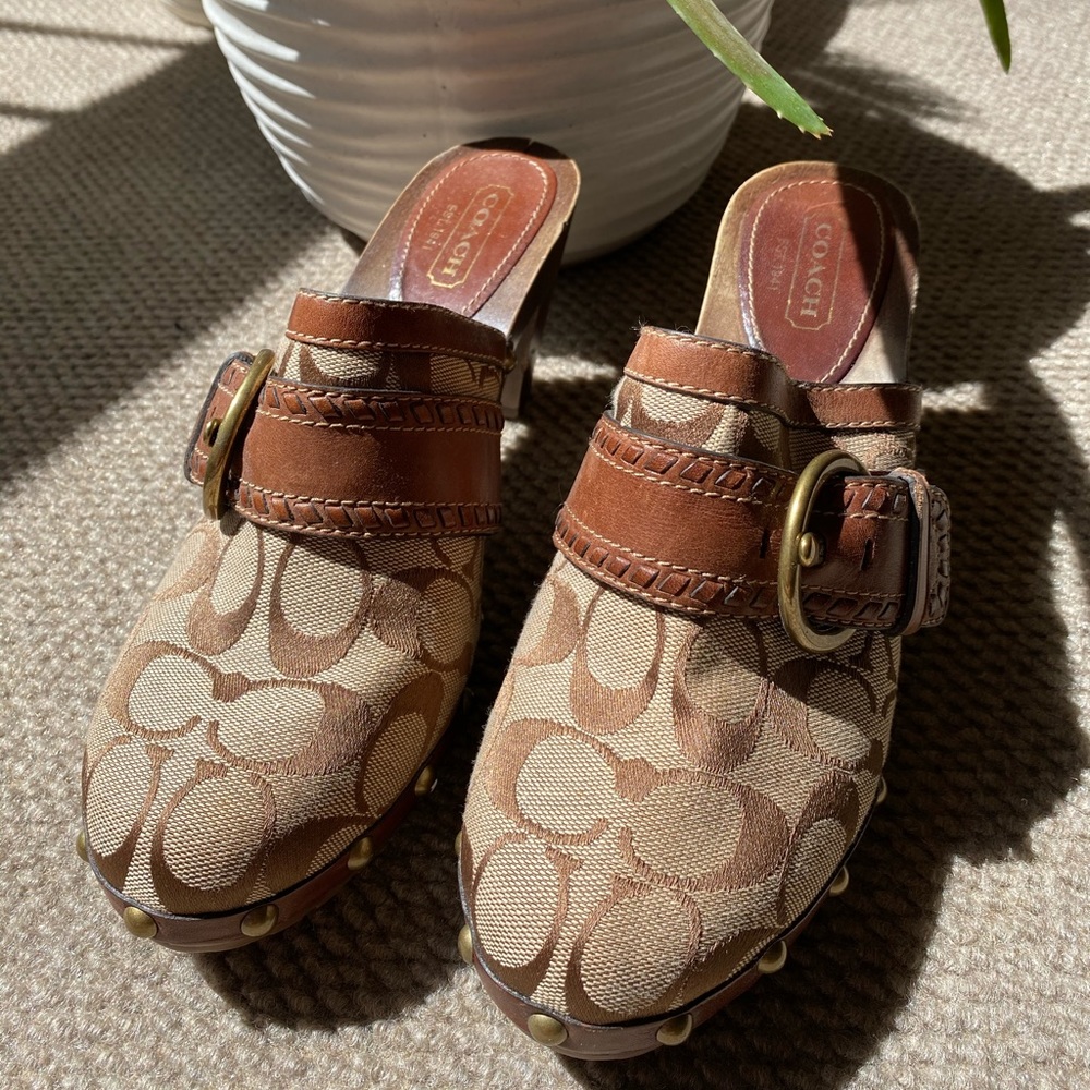 Coach Platform Mule - Picture 2 of 8